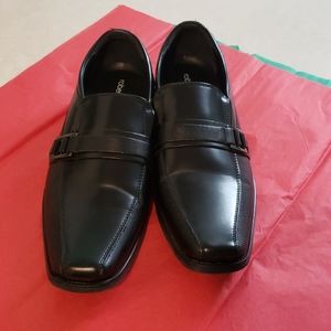 Men dress shoes